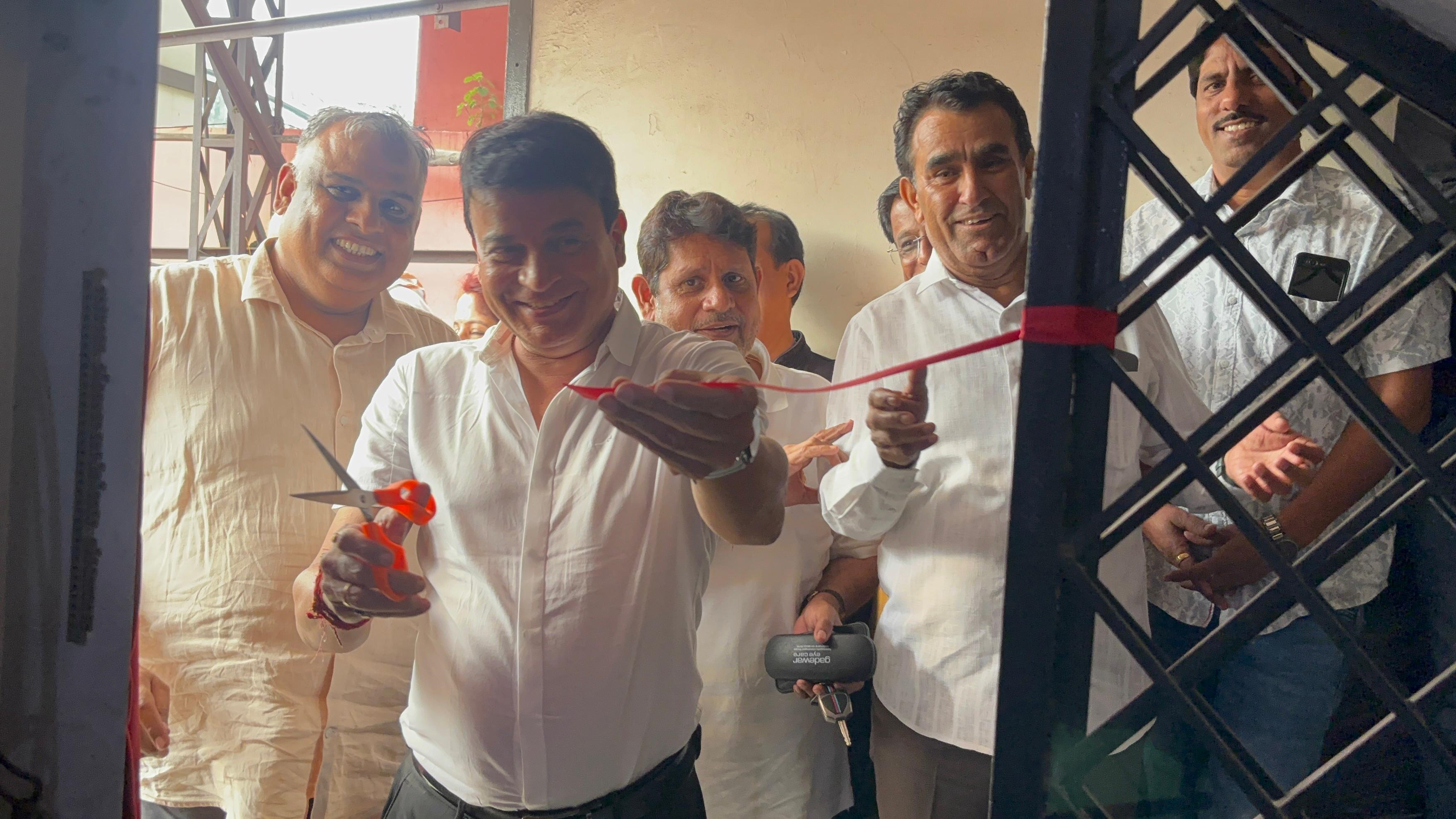 सोलर प्लांट का उद्घाटन श्रीमान योगेश जी बुनिया पूर्व अध्यक्ष । 28 सितम्बर 2025